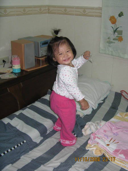 小豬豬扭屁股